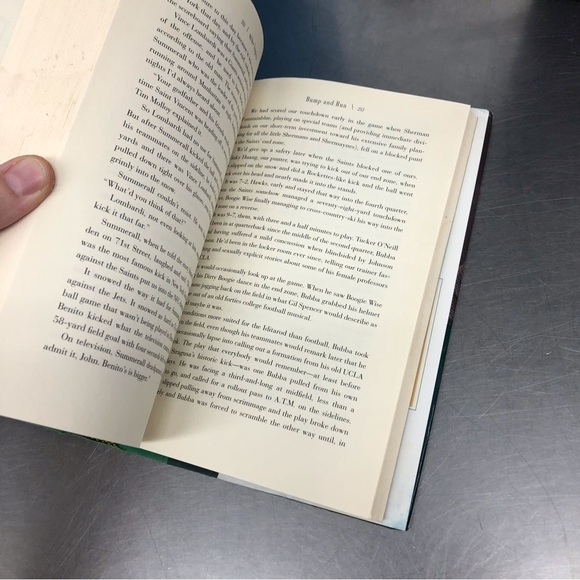 Bump and Run By: Mike Lupica, Hardback book - Picture 4 of 7